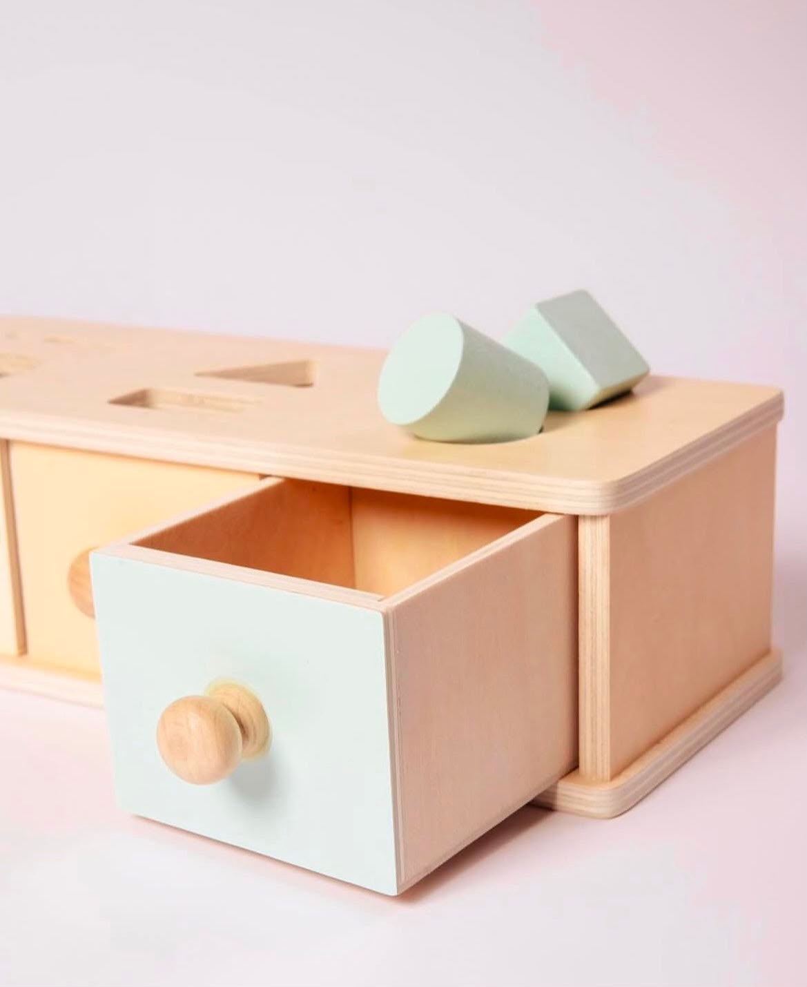 Cubo clasificador de madera