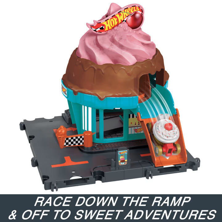 Pista Hot Wheels City Downtown Ice Cream Swirl de la serie “Let's Race” con 1 coche de juguete
