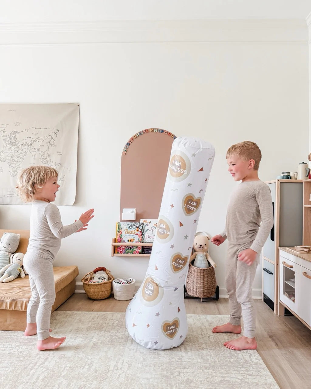Saco de boxeo inflable Magic Puncher para niños
