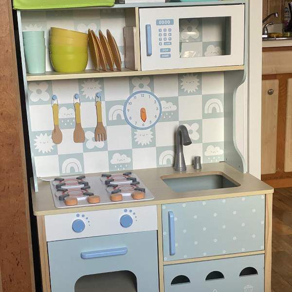 Cocina con detalles de madera - 41 piezas